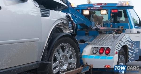 6 Useful Tips for Safe Towing