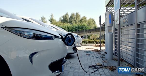 Top 6 Electric Vehicle Upkeep Issues and Their Expenses