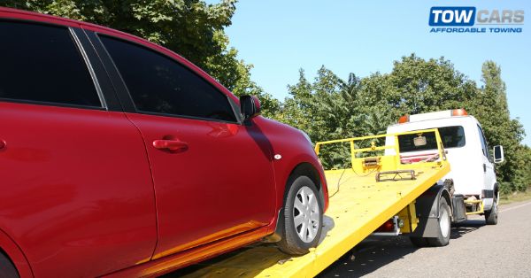 4 Reasons to Hire Professional Towing Services